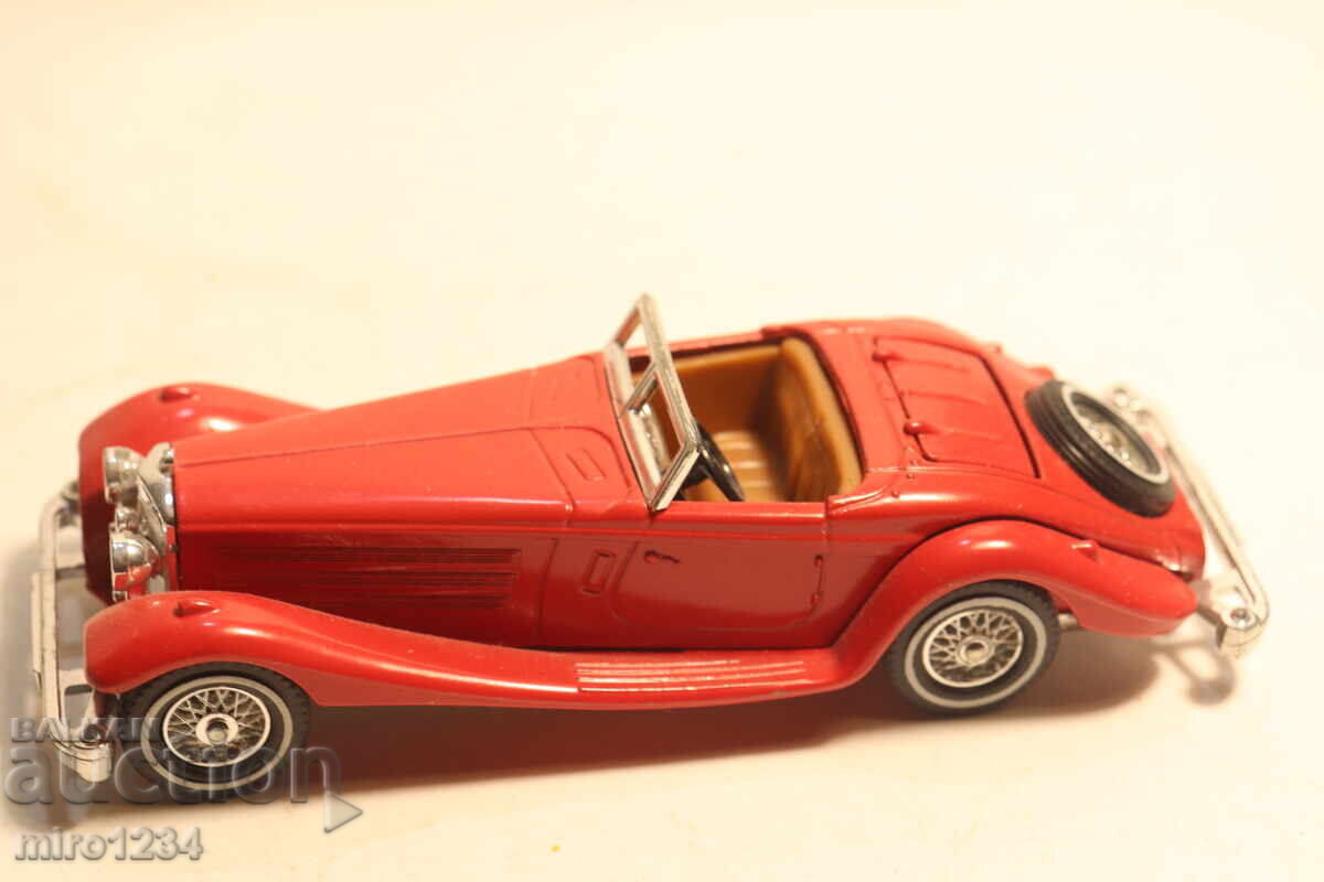 1/43  MATCHBOX  MERCEDES BENZ КОЛИЧКА  ИГРАЧКА  РЕТРО  МОДЕЛ с цена € 2.38 | 4.65 лв.