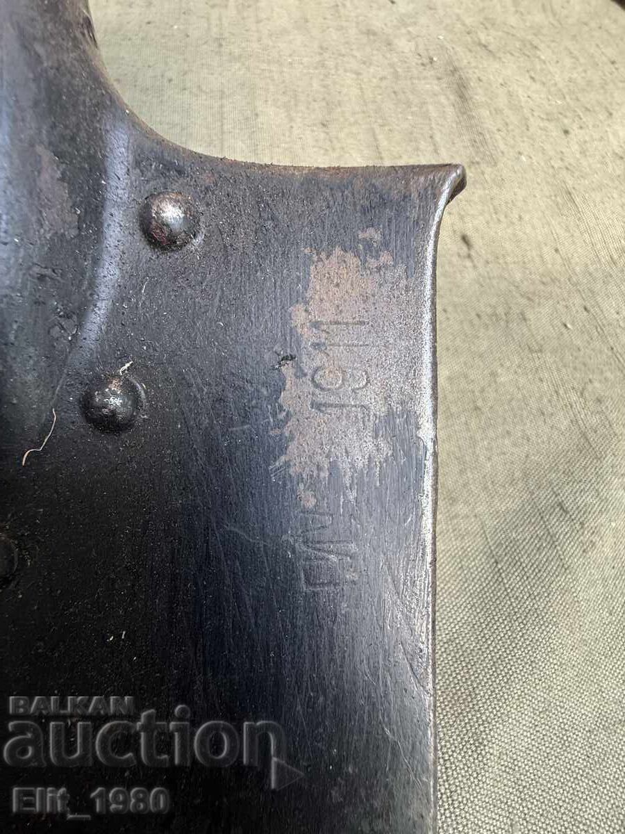 Lopată militară 1911 cu preț € 70.00 | 136.91 BGN Lopată militară 1911 cu preț € 70.00 | 136.91 BGN