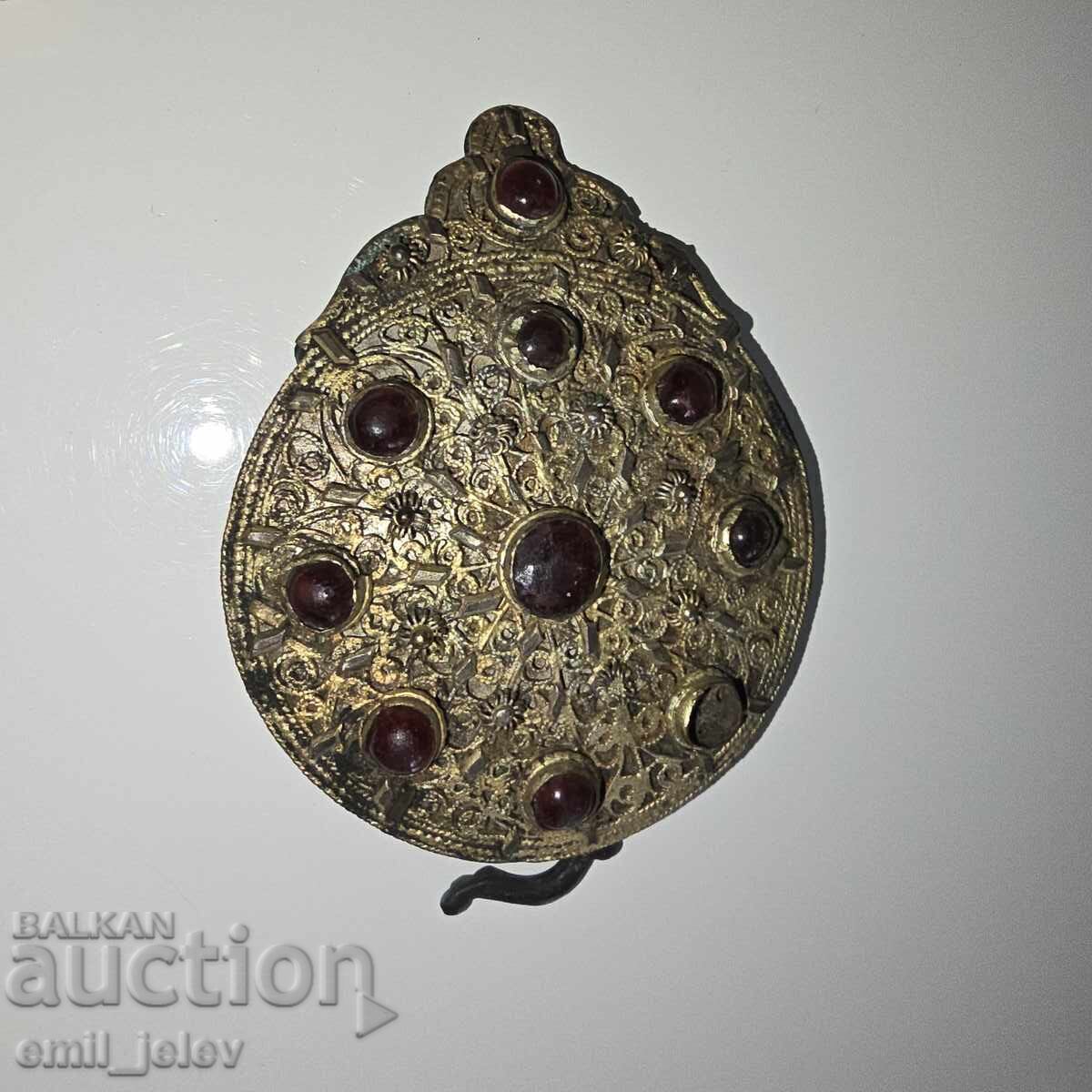 Delivery of Women's jewelry - Revival period pafta half - gold-plated