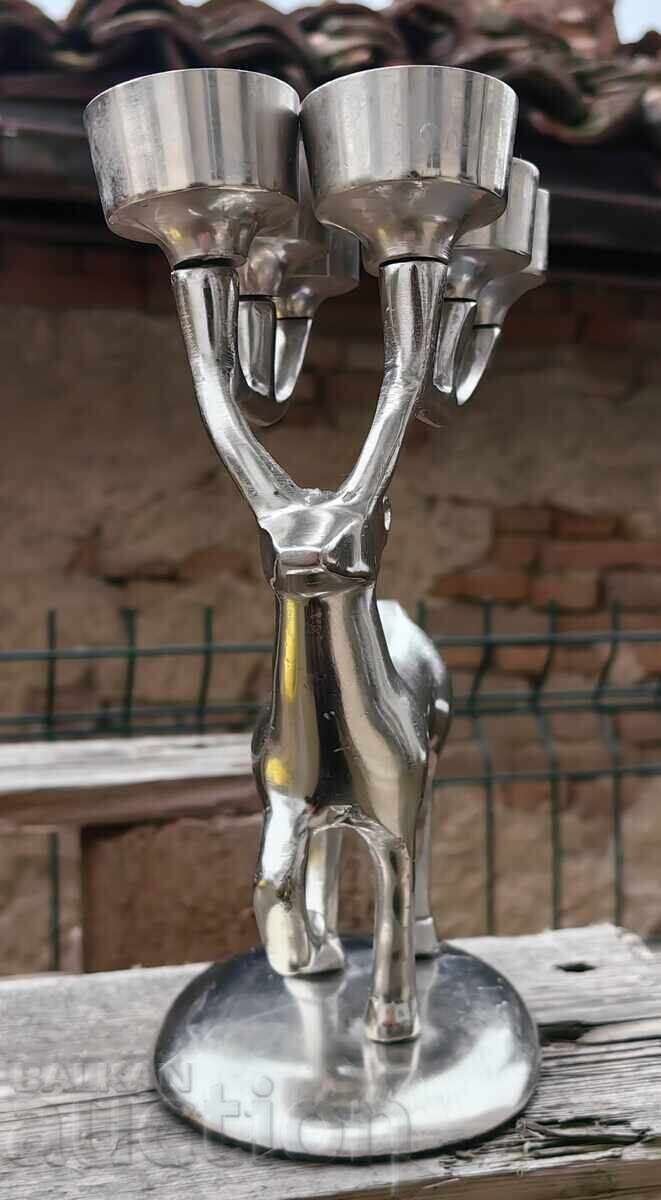 FRUMOS SFEȘNIC METALIC LUMÂNARE CERB METAL NECUNOSCUT cu preț € 9.00 | 17.60 BGN