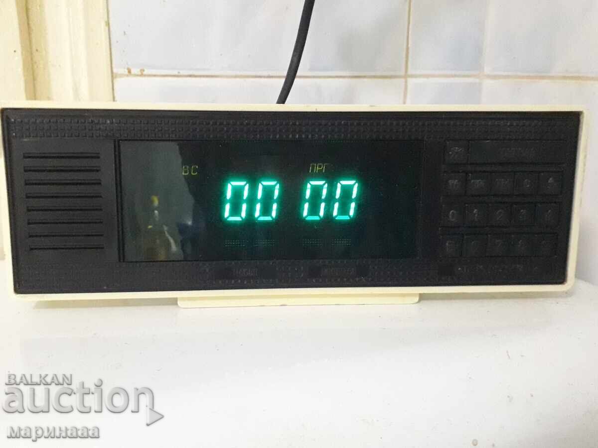 Licitație CEAS DEȘTEPTĂTOR CU TUBURI „ELEKTRONIKA 7”. URSS Licitație CEAS DEȘTEPTĂTOR CU TUBURI „ELEKTRONIKA 7”. URSS