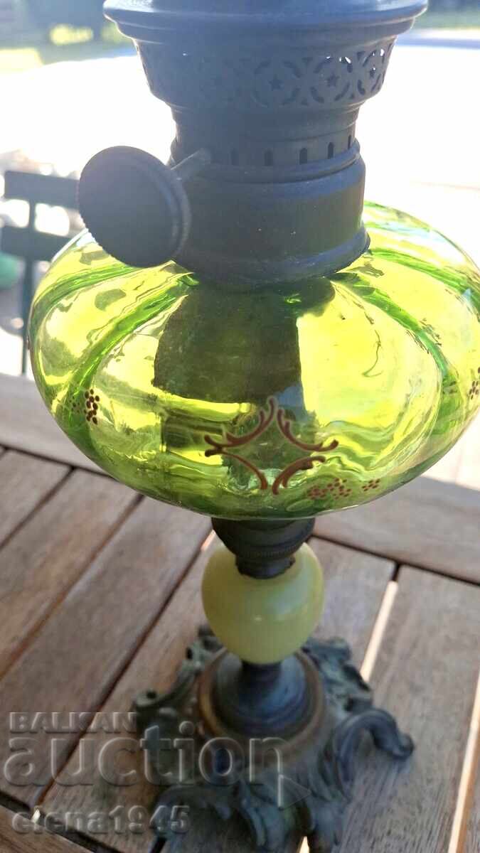 Auction Antique kerosene lamp Auction Antique kerosene lamp