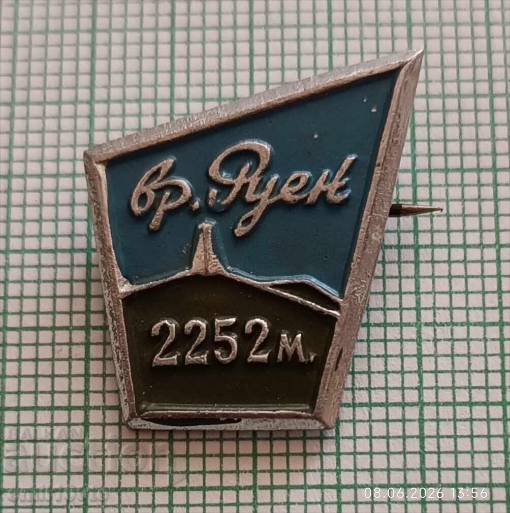 Mount Rouen badge Mount Rouen badge