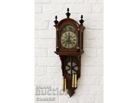 Wall clock type "schippertje"