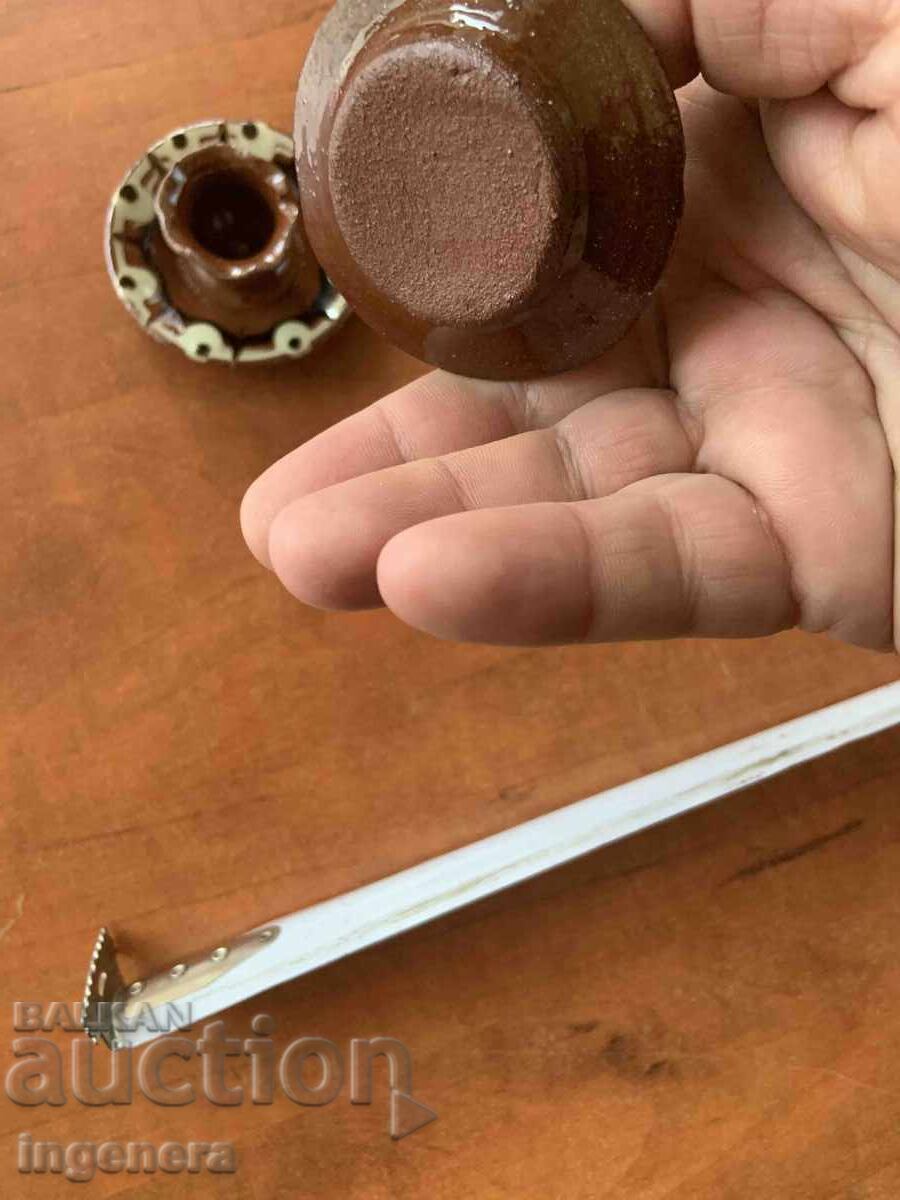 Livrarea SFEȘNIC DIN CERAMICĂ - 2 BUC. REDUCERE