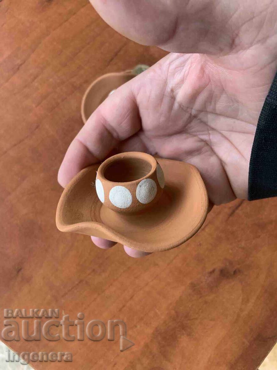 Licitație SFEȘNIC DIN CERAMICĂ - 2 BUC. REDUCERE