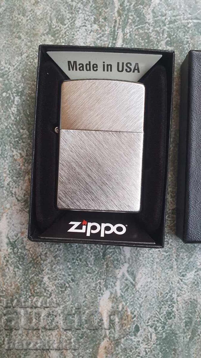 Brichetă Zippo Clasică cu preț € 20.00 | 39.12 BGN