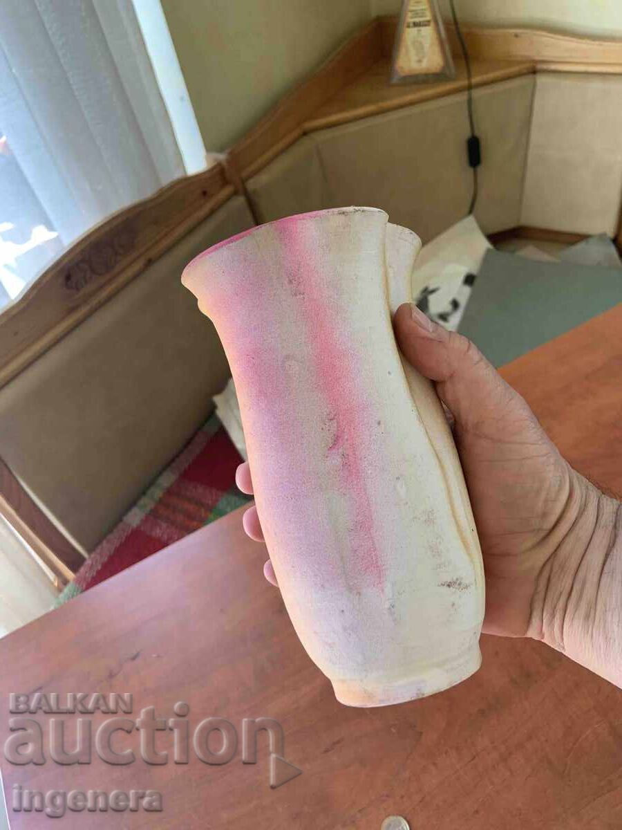 Licitație VAZĂ DIN CERAMICĂ LICHIDARE STOC