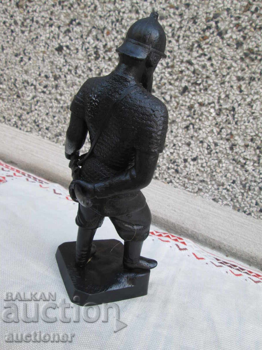 Licitație FIGURINĂ DIN FONTĂ ERMAK TIMOFEEVICI-URSS 1950 Licitație FIGURINĂ DIN FONTĂ ERMAK TIMOFEEVICI-URSS 1950