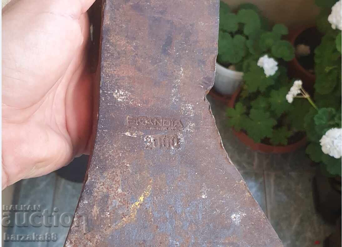 Topor vechi Scandia 2 kg cu preț € 20.00 | 39.12 BGN