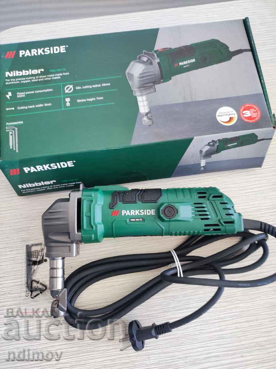 Foarfecă electrică pentru tablă Parkside 550 wați, nibler
