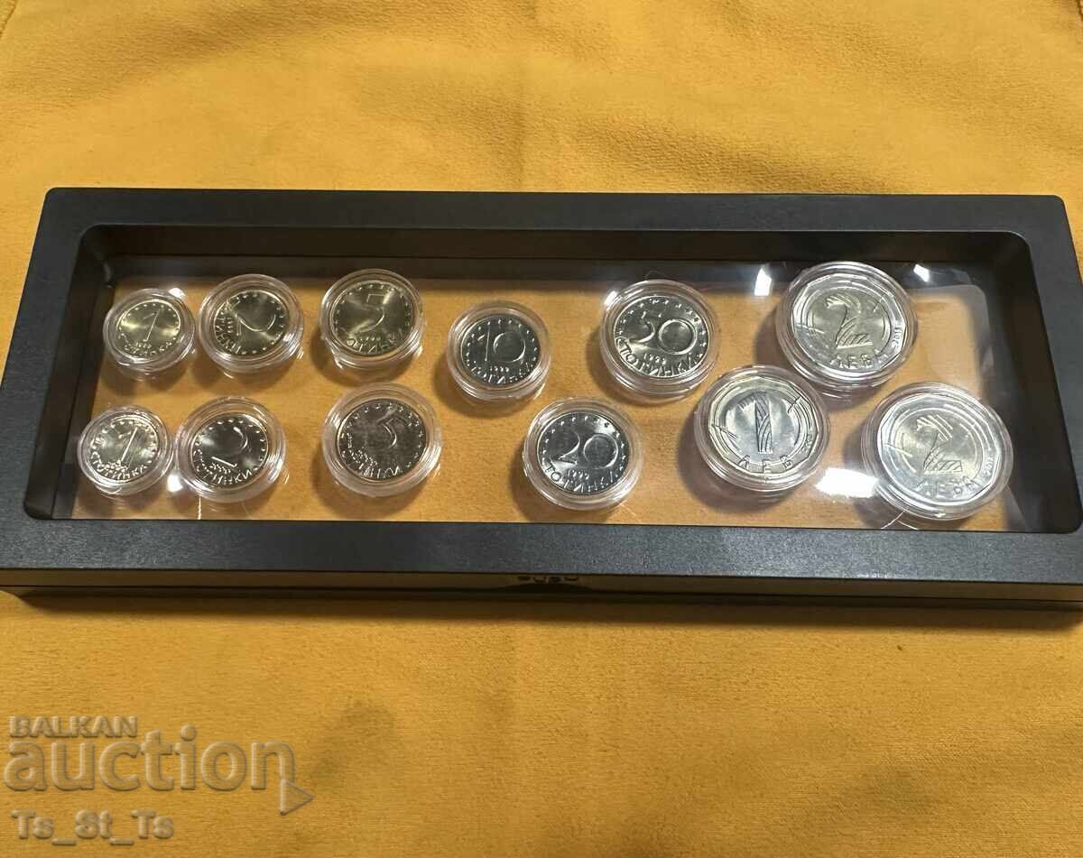 Lot 12 monede diferite 1999 - 2018 cu preț € 30.00 | 58.68 BGN