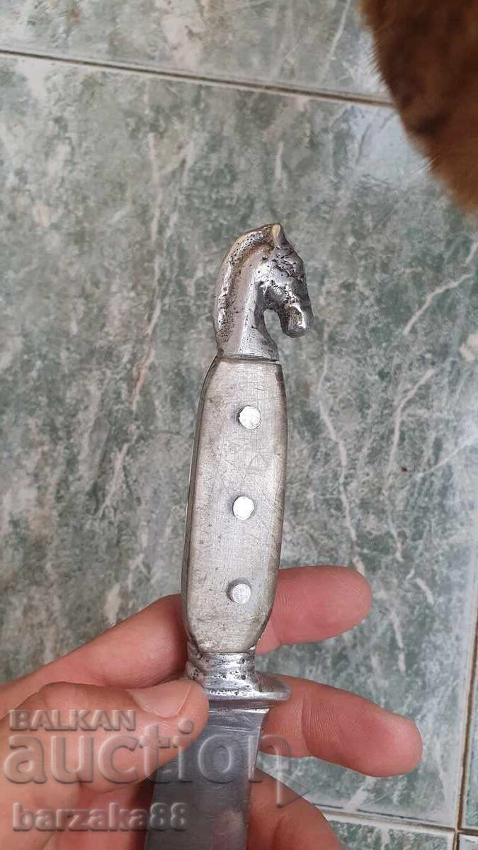 Cuțit vechi cu cap de cal - 6 Cuțit vechi cu cap de cal - 6