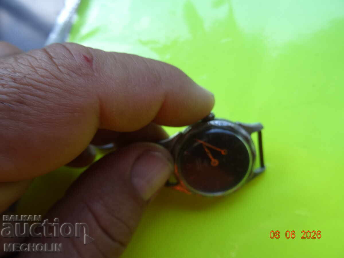 Delivery of COLLECTIBLE RUSSIAN MAYAK CLOCK