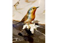 Exquisite porcelain bird figurine