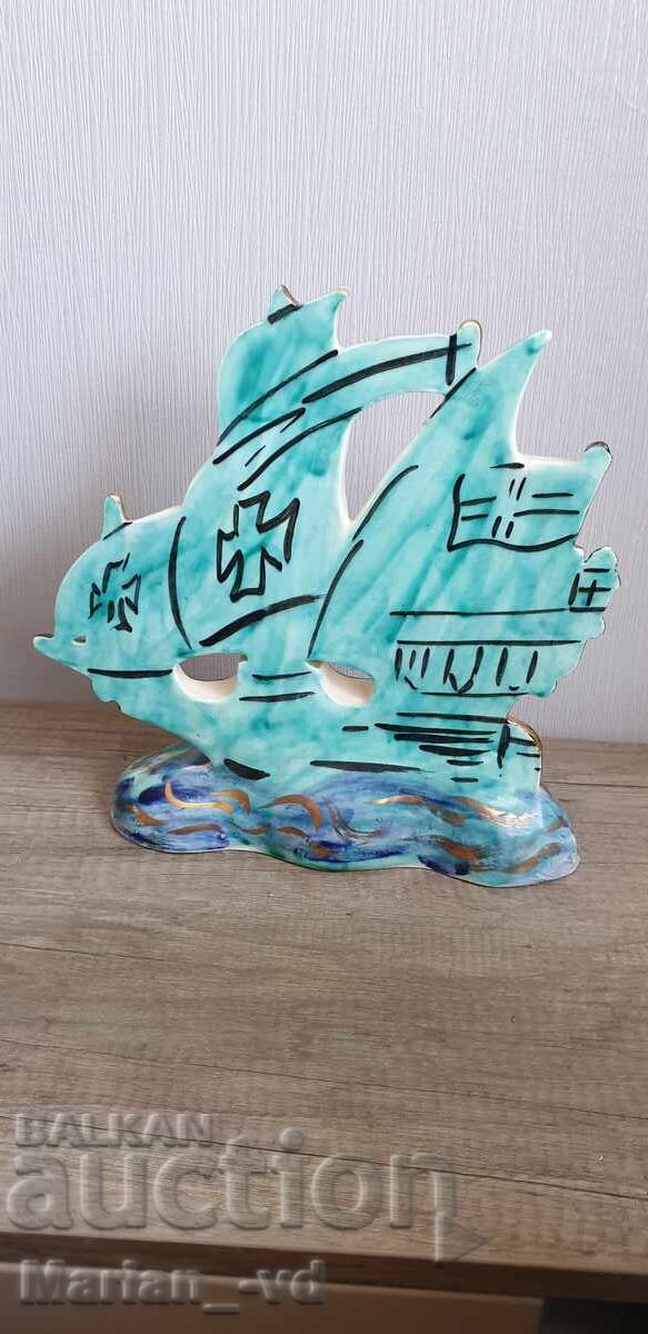 Auction Porcelain ship Auction Porcelain ship