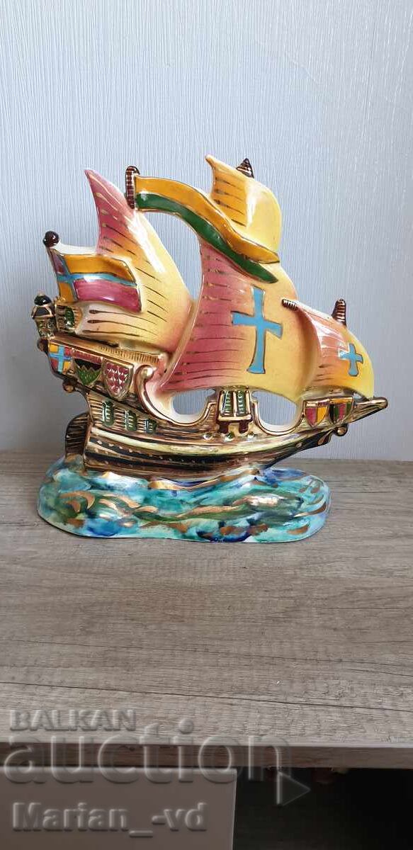 Porcelain ship Porcelain ship