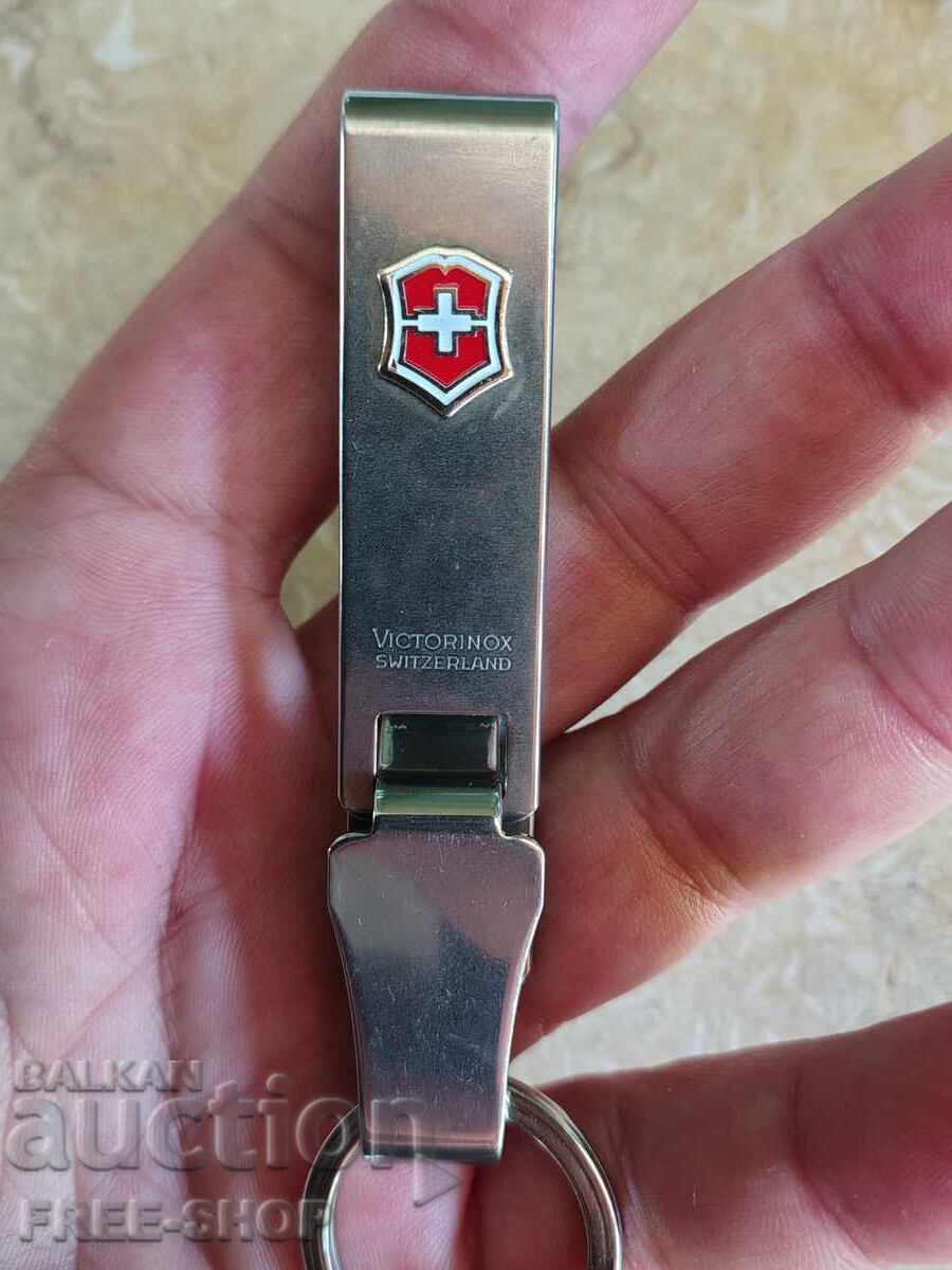 Clips pentru curea, multifuncțional Victorinox cu preț € 9.99 | 19.54 BGN