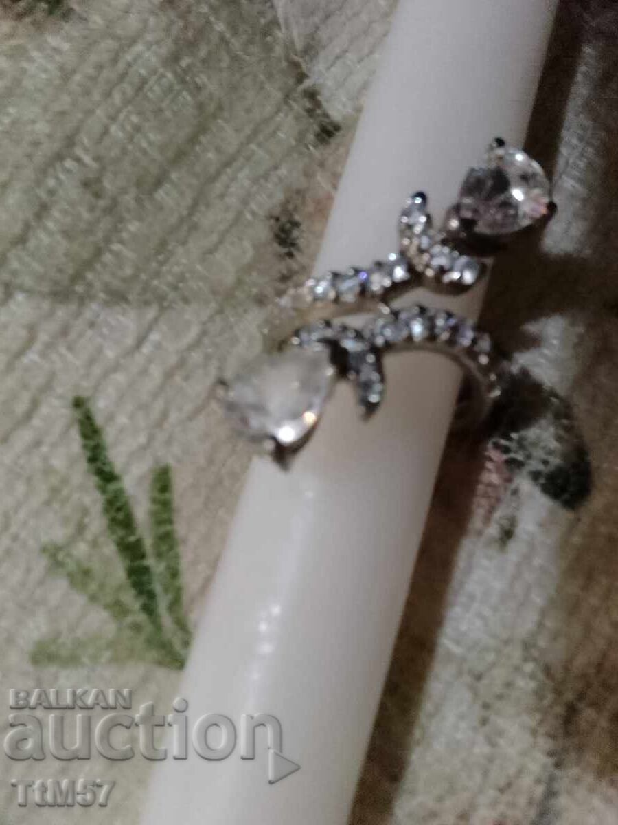 сребърен масивен пръстен   - нов с цена 40.00 €