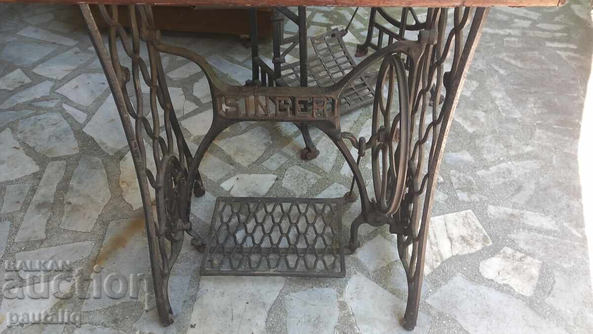 Licitație Mașină de cusut Singer