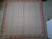Față de masă cu broderie 140/ 140 cm