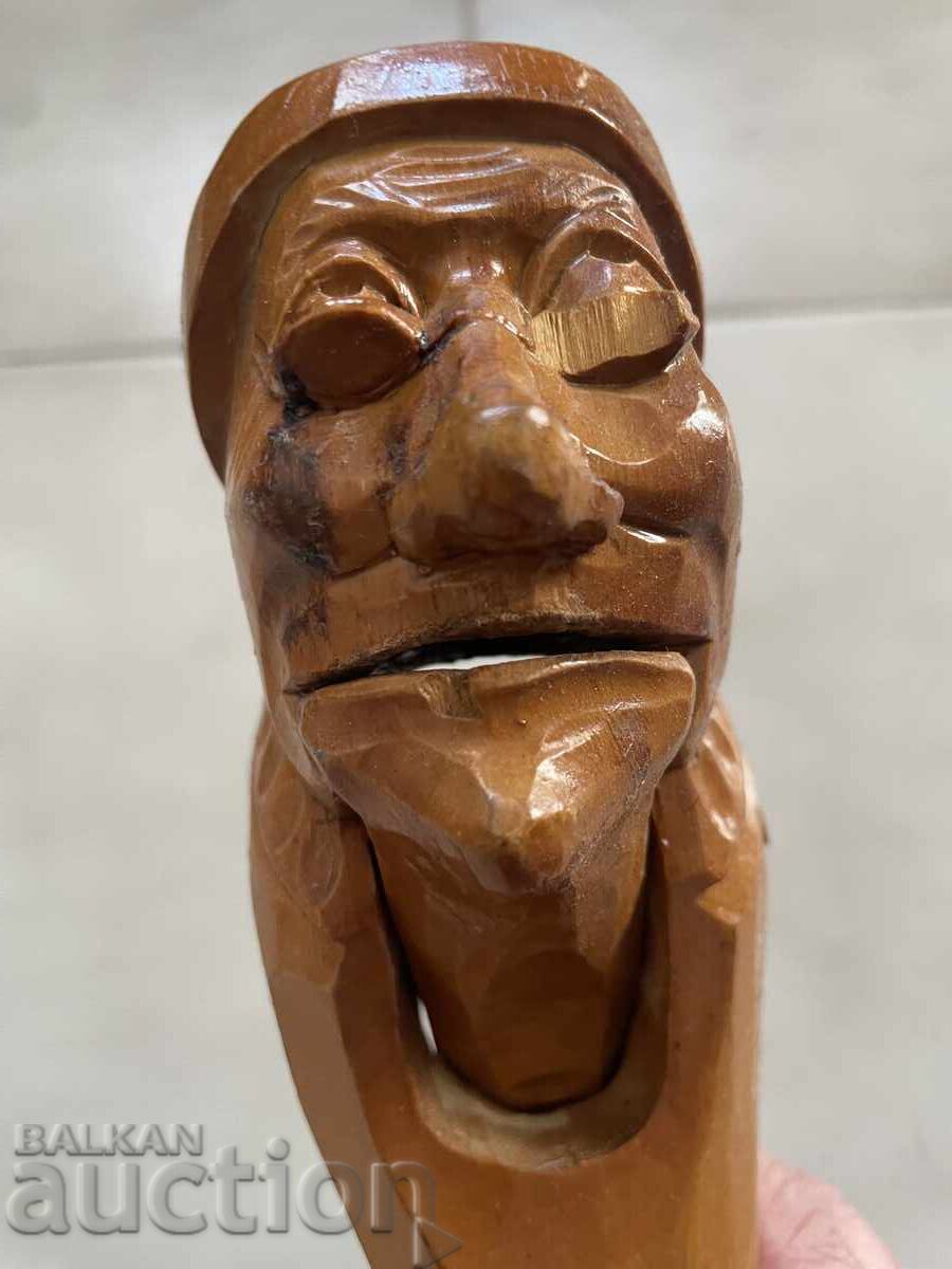 Licitație Spărgător de nuci - 25 cm, lemn Licitație Spărgător de nuci - 25 cm, lemn