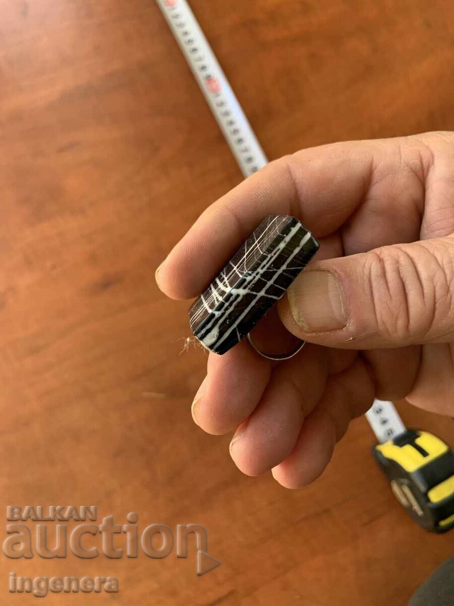 Licitație INEL ARTIZANAL LUCRAT MANUAL CU MĂRIME REGLABILĂ 17-20 MM Licitație INEL ARTIZANAL LUCRAT MANUAL CU MĂRIME REGLABILĂ 17-20 MM