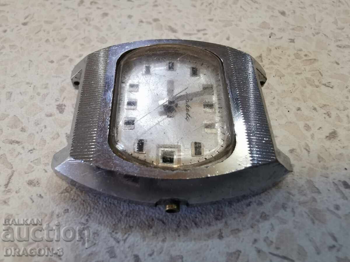 RACHETA cu preț € 6.00 | 11.74 BGN RACHETA cu preț € 6.00 | 11.74 BGN