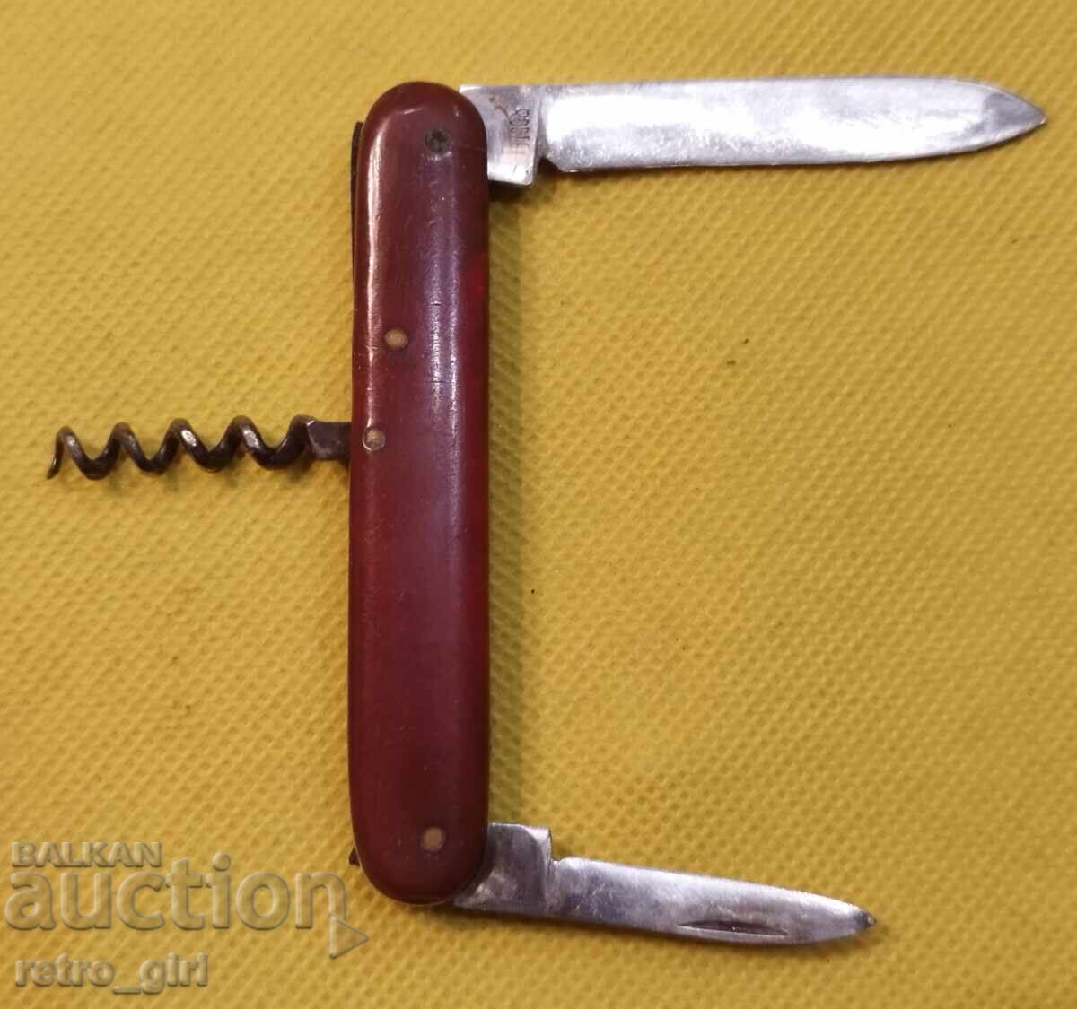 Аукцион Продавам старо ножче.