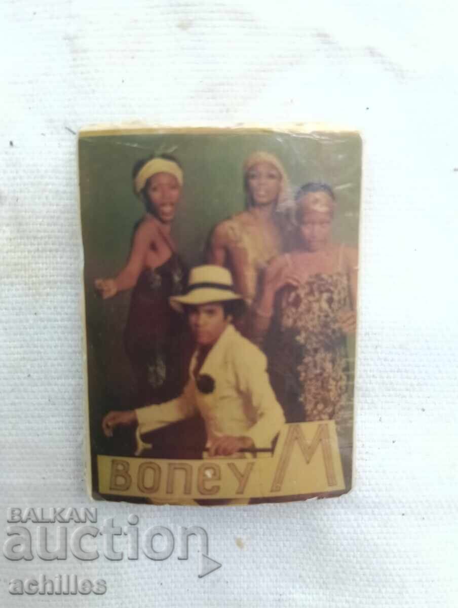 Insignă interesantă Boney M Insignă interesantă Boney M
