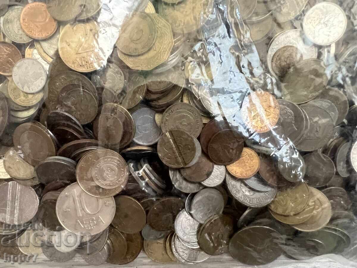 7,5 kilograme monede din toată lumea - 6