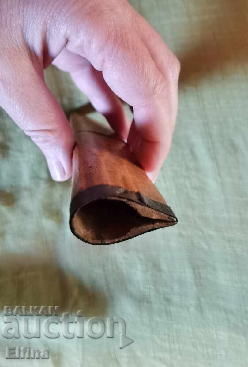 Autentică Teacă Veche din Lemn pentru Cuțit Balcanic – cu preț € 50.00 | 97.79 BGN