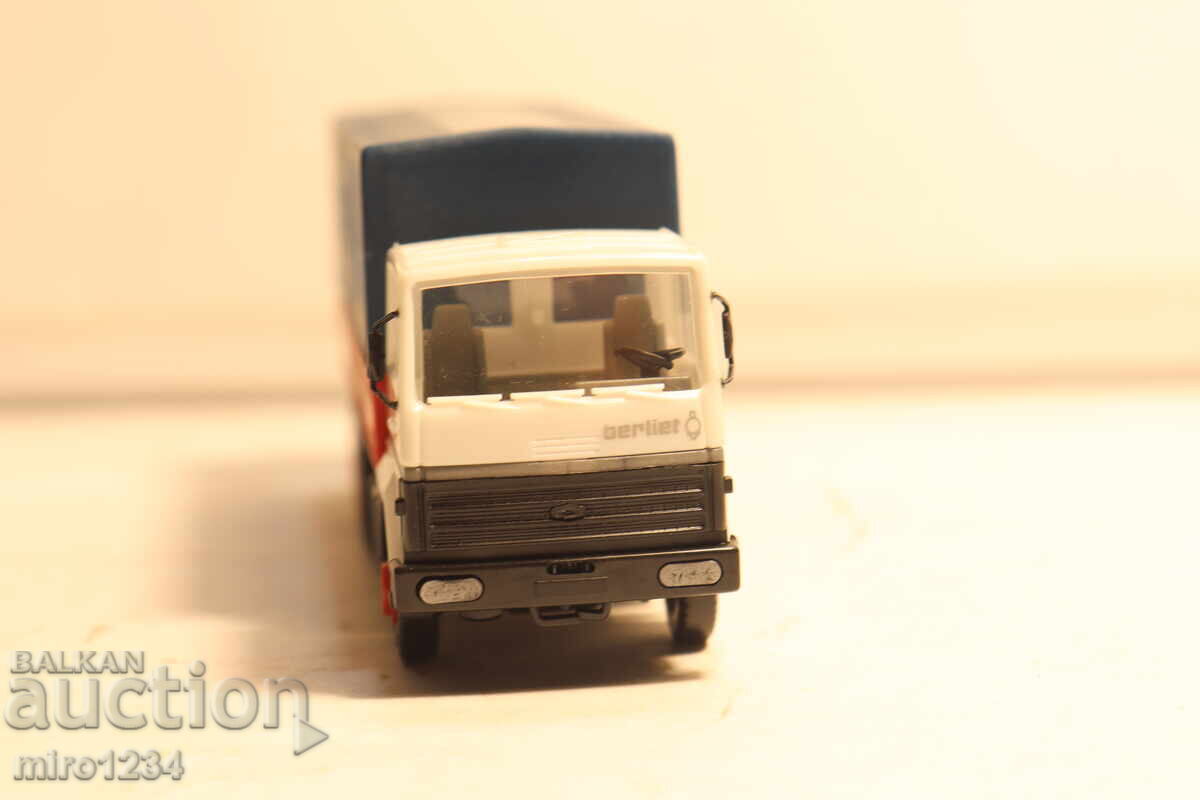 Licitație H0 1/87 HERPA FORD CAMION MODEL AUTO