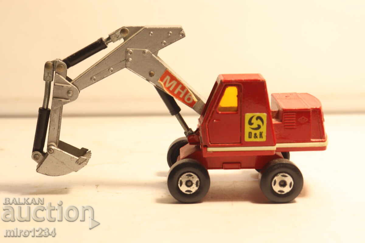 MATCHBOX KING SIZE EXCAVATOR TRACTOR MAȘINUȚĂ CAMION MODEL