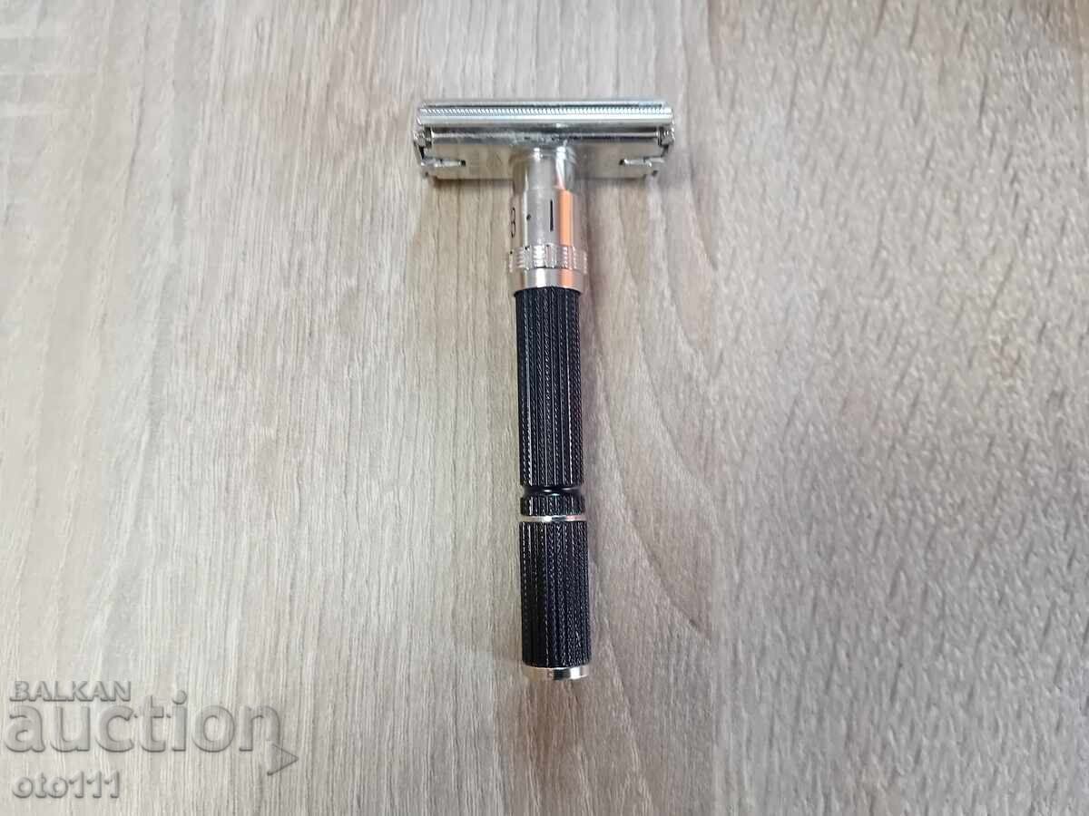 APARAT DE RAS VECHI, APARAT DE RAS - GILLETTE - 1,9 cu preț € 30.00 | 58.68 BGN