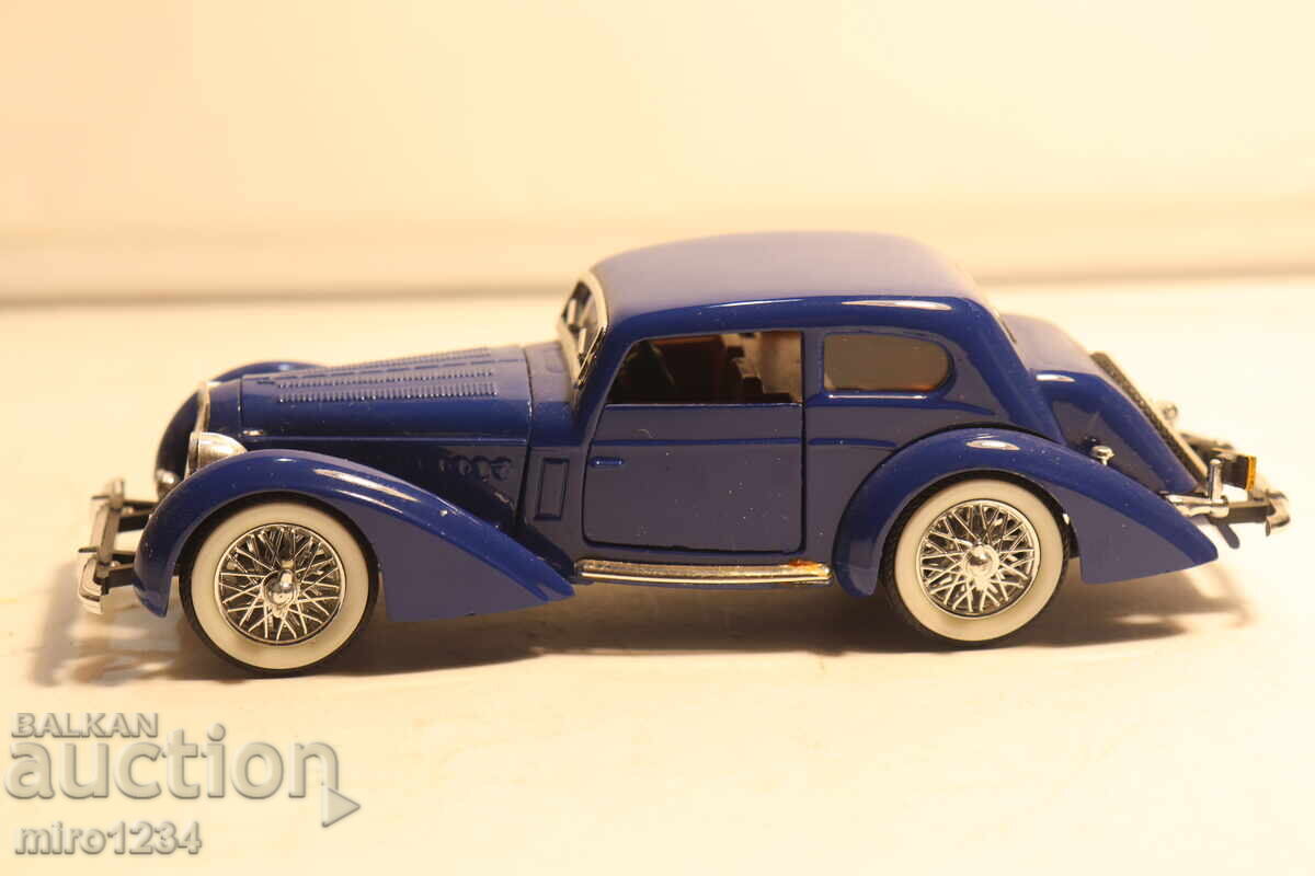 MAȘINUȚĂ JUCĂRIE RIO 1/43 MODEL RETRO