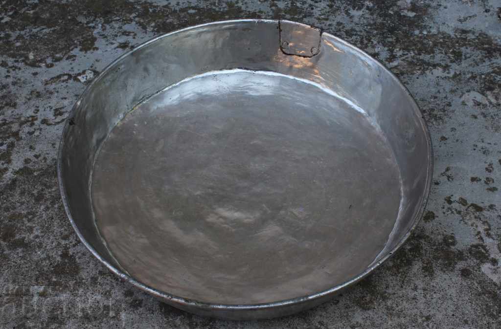 Tavă de cupru cositorită VECHE CUPRU METAL BANIȚĂ cu preț € 7.00 | 13.69 BGN