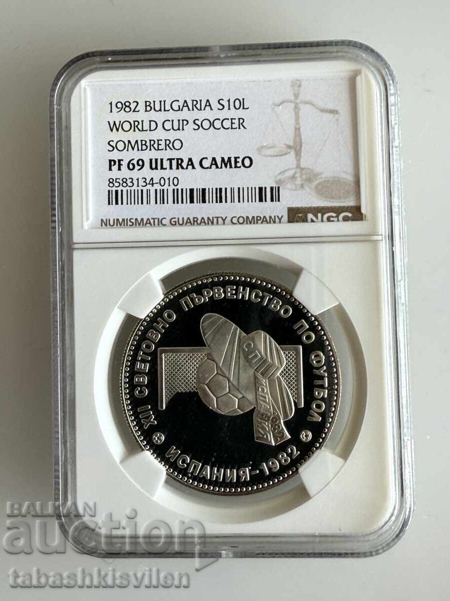 10 leva 1982 g. Sombrero NGC PF 69
