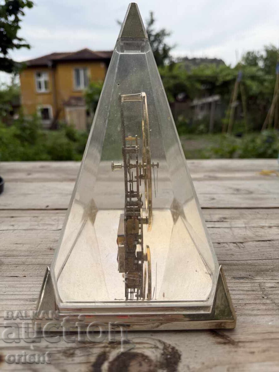 VINTAGE ΔΙΑΚΟΣΜΗΤΙΚΟ ΡΟΛΟΙ ΠΥΡΑΜΙΔΑ – SKELETON DESIGN με τιμή € 19.00 | 37.16 BGN