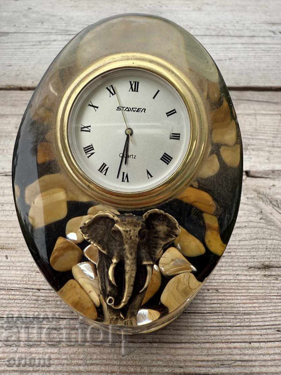 Livrarea Ceas de masă vintage rar STAIGER Quartz