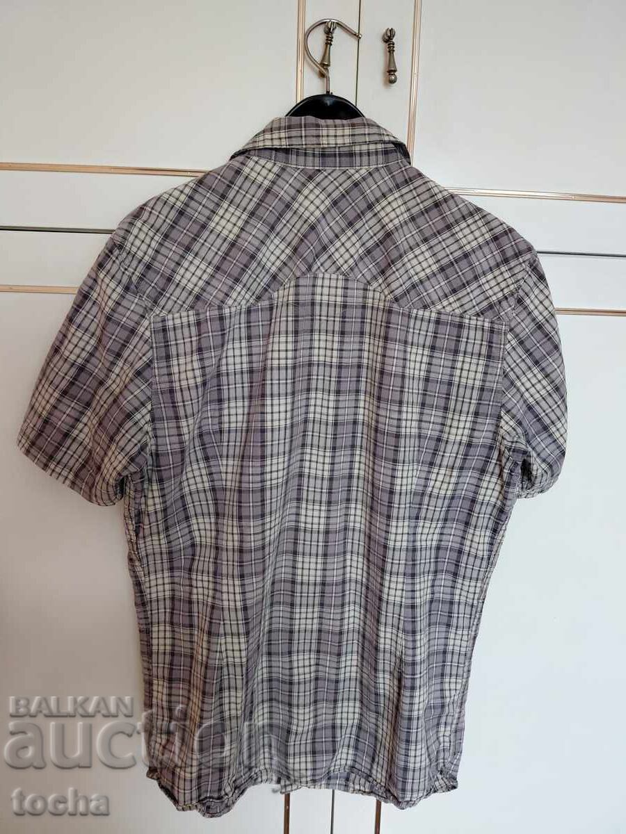 Licitație Cămașă bărbătească, second-hand, Levi's superbă
