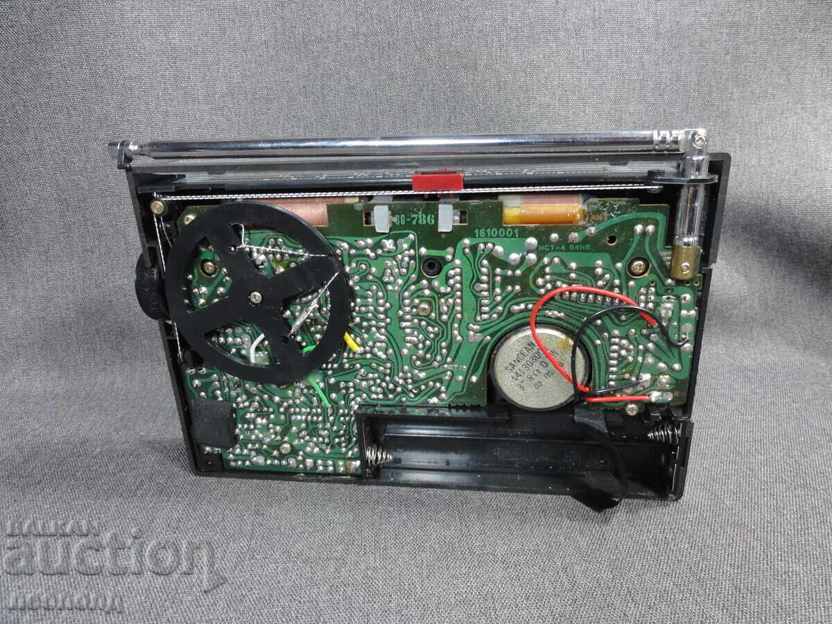 Delivery of BZTs STAR Retro Transistor Radio