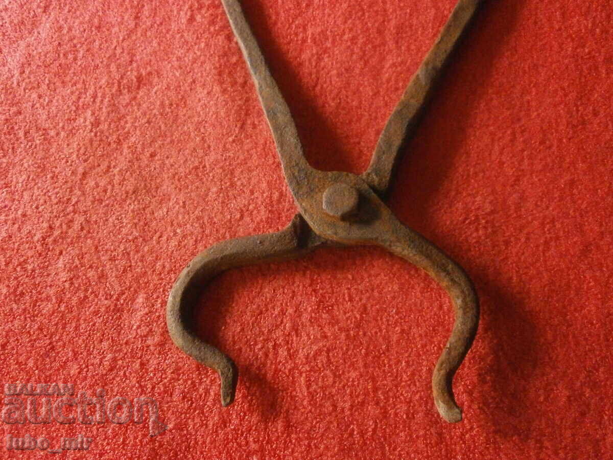 TOGGLE DE FIERAR VECHI - 6 TOGGLE DE FIERAR VECHI - 6