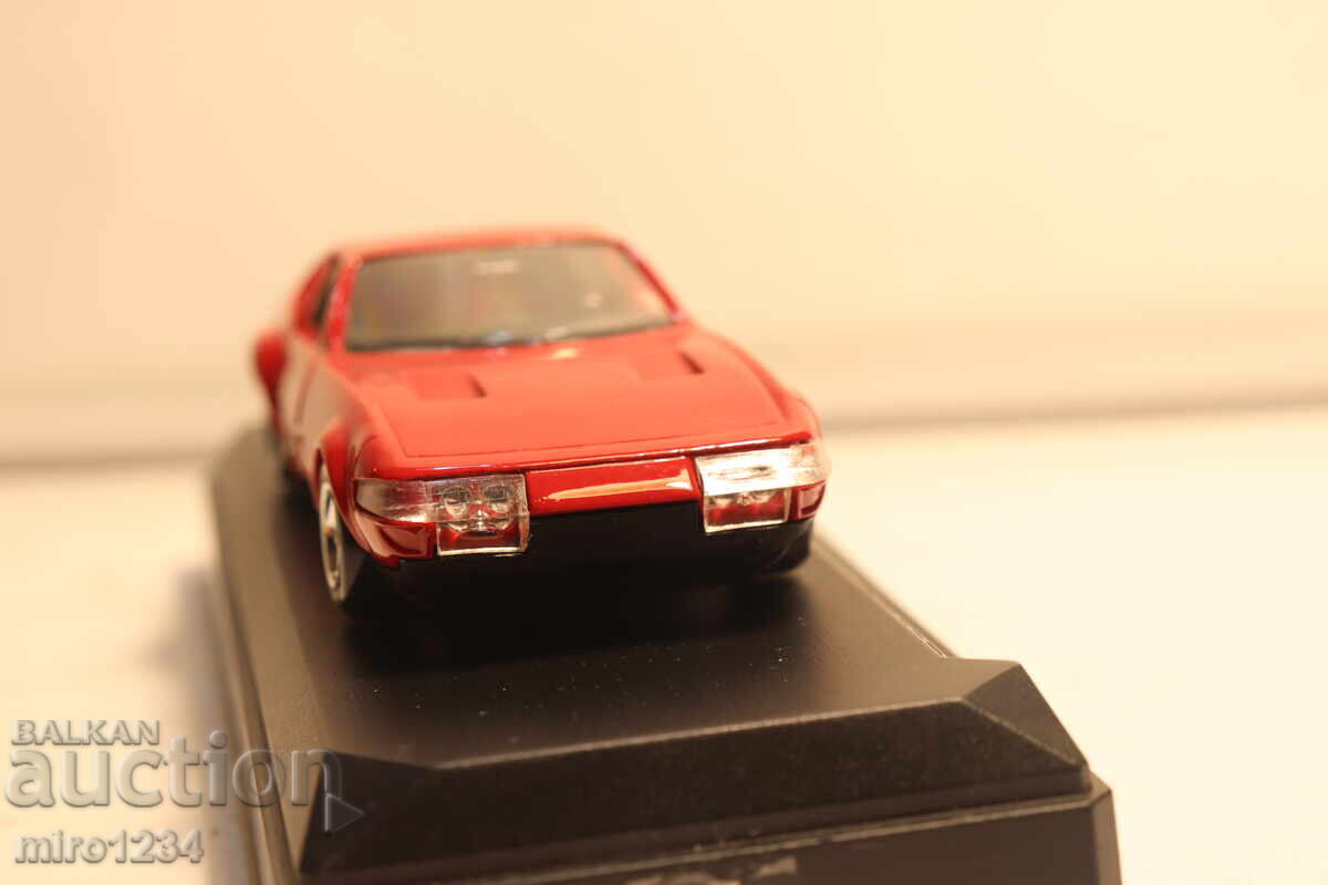 Livrarea MODEL MAȘINUȚĂ JUCĂRIE FERRARI SOLIDO 1/43