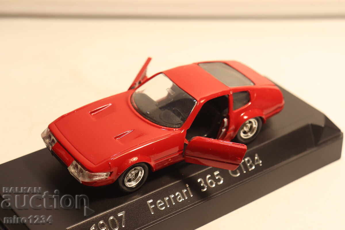 MODEL MAȘINUȚĂ JUCĂRIE FERRARI SOLIDO 1/43 - 7