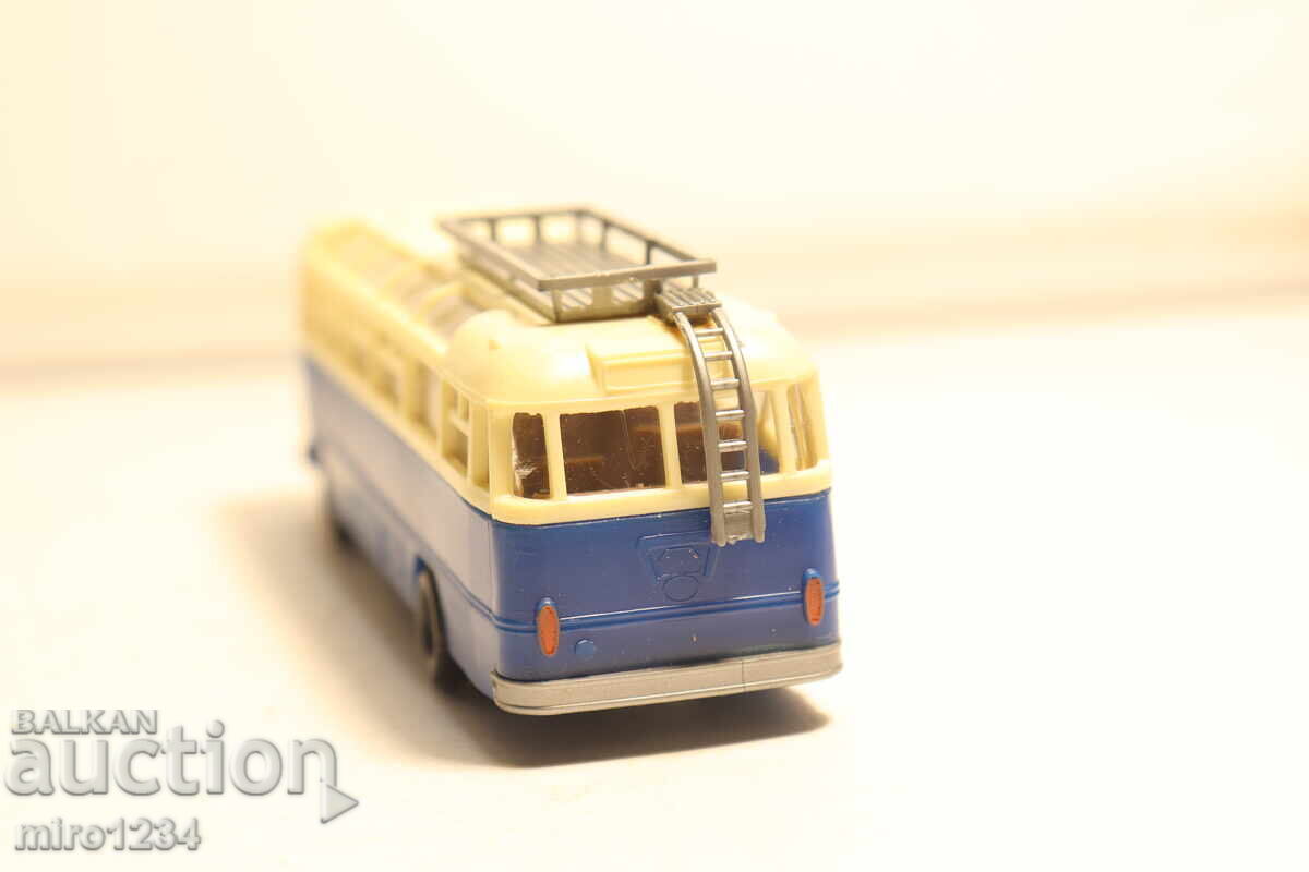 H0 1/87 IKARUS AUTOBUZ CAMION MAȘINUȚĂ MODEL - 5 H0 1/87 IKARUS AUTOBUZ CAMION MAȘINUȚĂ MODEL - 5