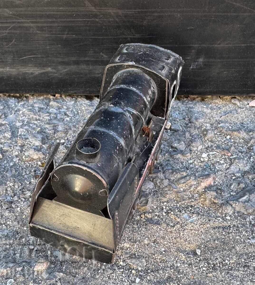 Jucărie mecanică veche germană din metal, tren, locomotivă cu preț € 20.00 | 39.12 BGN