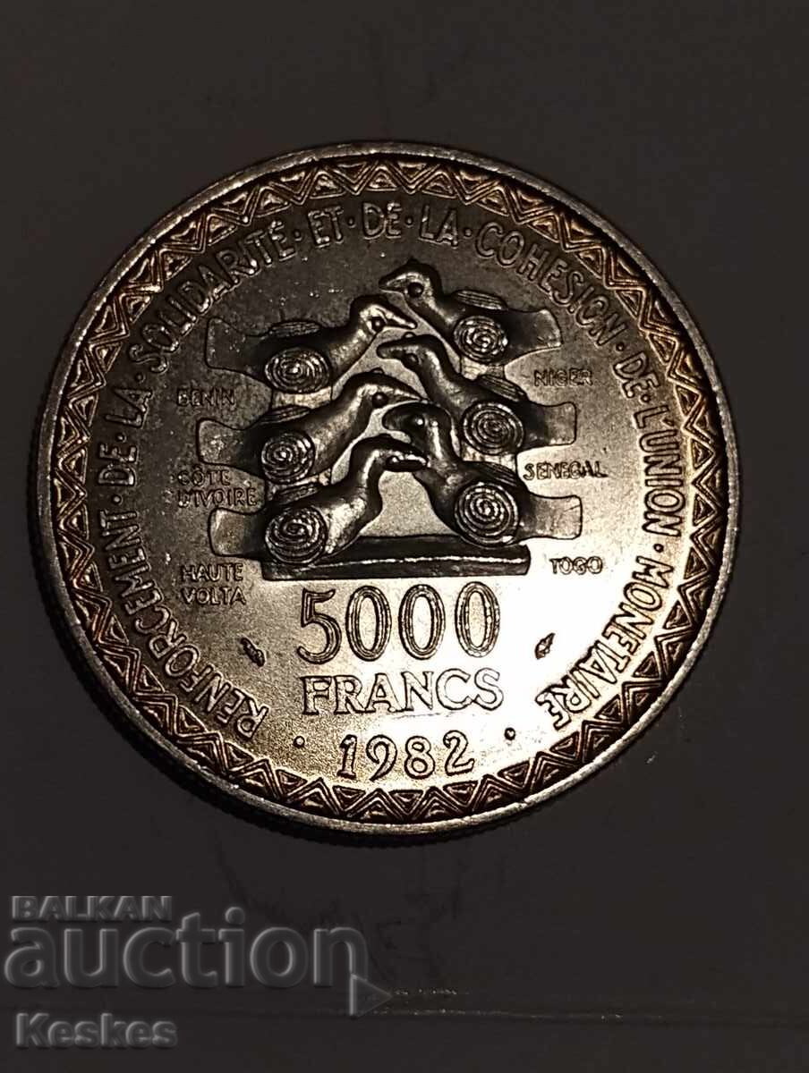 Livrarea Statele Africii de Vest 1982 5000 franci Livrarea Statele Africii de Vest 1982 5000 franci