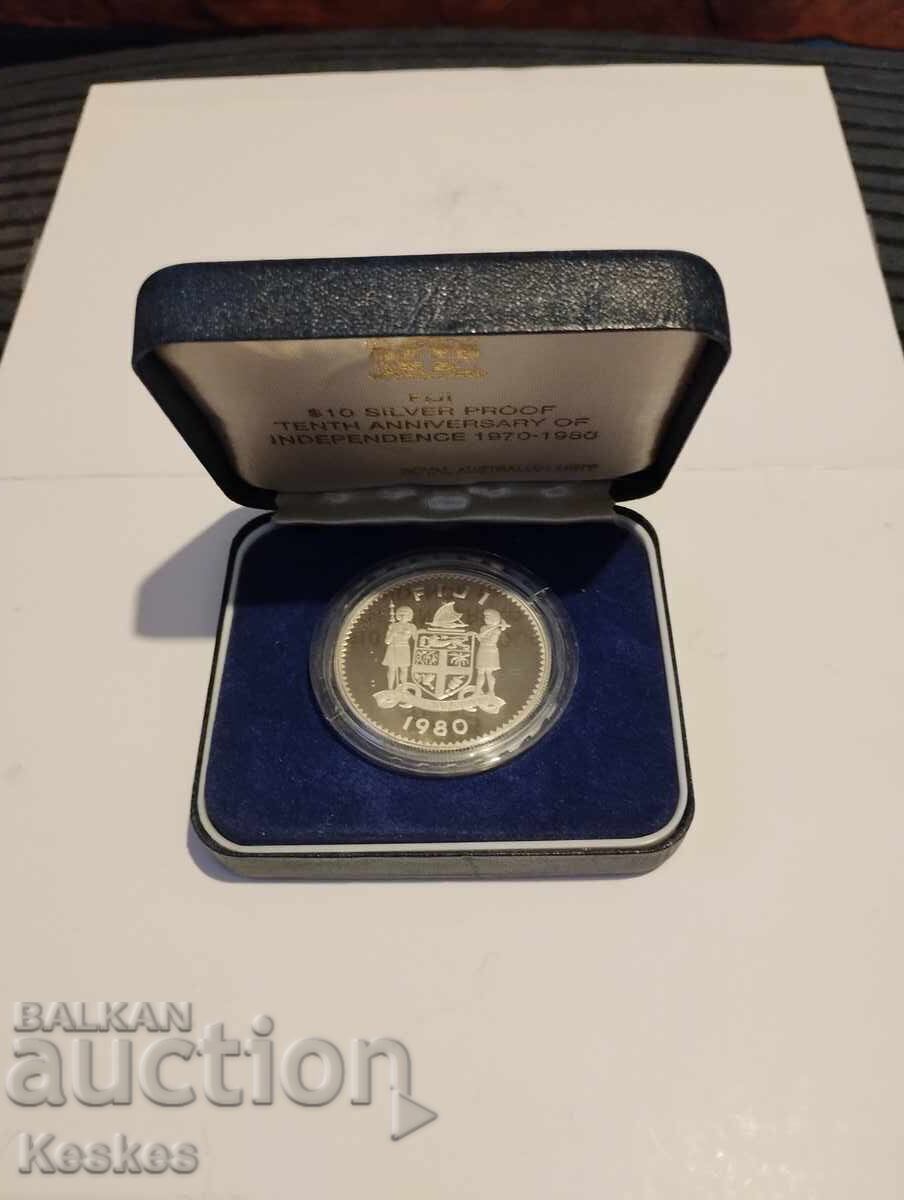 Auction  Fiji 10 dollars 1980