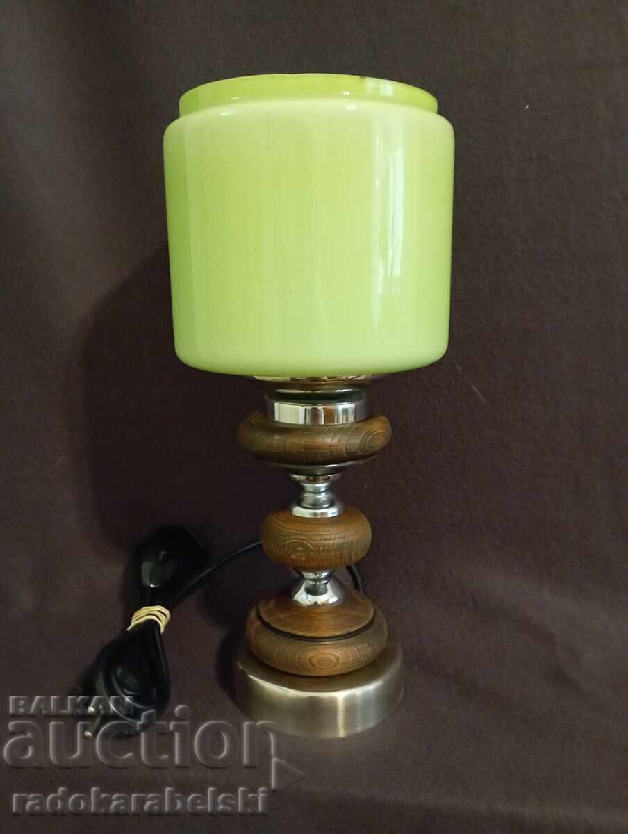 Set de două lămpi cu abajururi din sticlă verde cu preț € 30.00 | 58.68 BGN Set de două lămpi cu abajururi din sticlă verde cu preț € 30.00 | 58.68 BGN